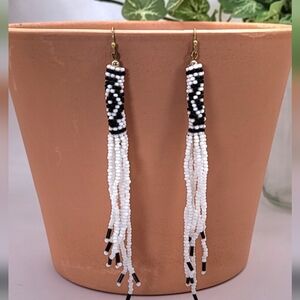 Southwest Black And White Seed Bead Fringe Earrings New